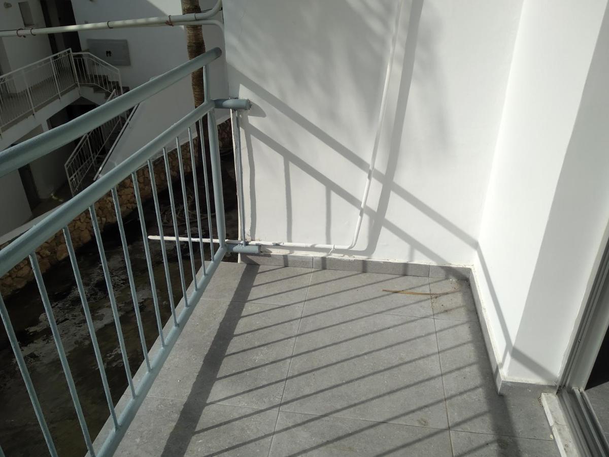 Modern Newly Furnished Lejlighed